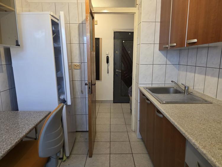 Apartament cu 2 camere decomandat, mobilat în Dristor