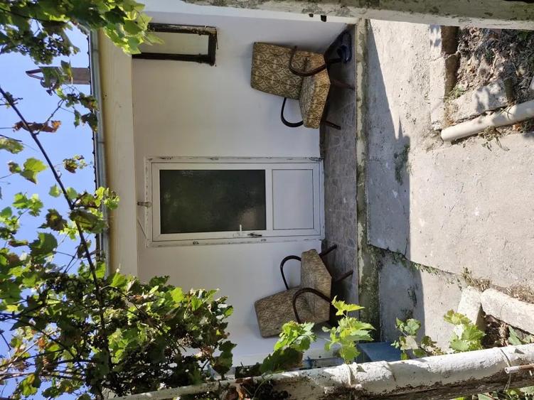 Casă cu 3 camere în Tortoman