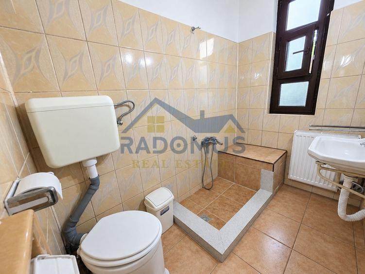 Casă individuală cu 3 camere cu Canalizare în Mihai Bravu