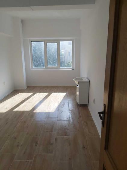 Spațiu comercial, de 20 mp, în Central