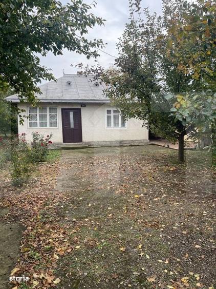 Casă cu 4 camere în Progresul