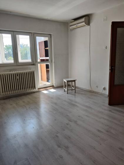 Apartament cu 2 camere semidecomandat în Moșilor
