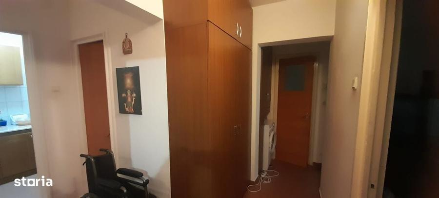 Drumul Taberei,Valea Argesului,2 min metrou - 15