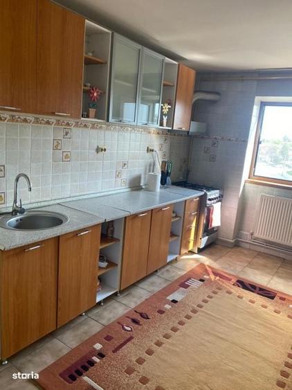 Apartament cu 2 camere semidecomandat în 1 Mai