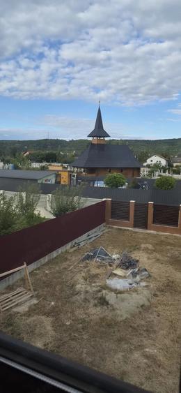 Casă cu Teren 450 Mp în Valea Mare