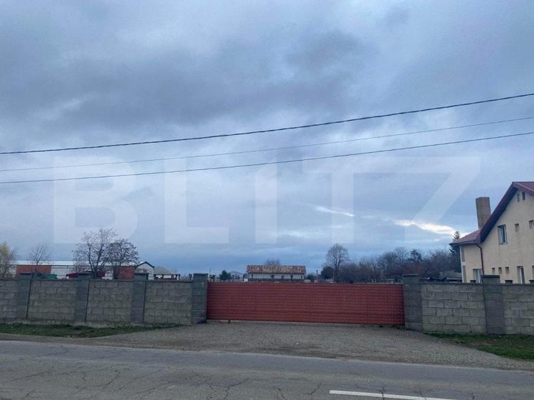 Teren Construcții intravilan de 8000 mp, în Cornu Luncii