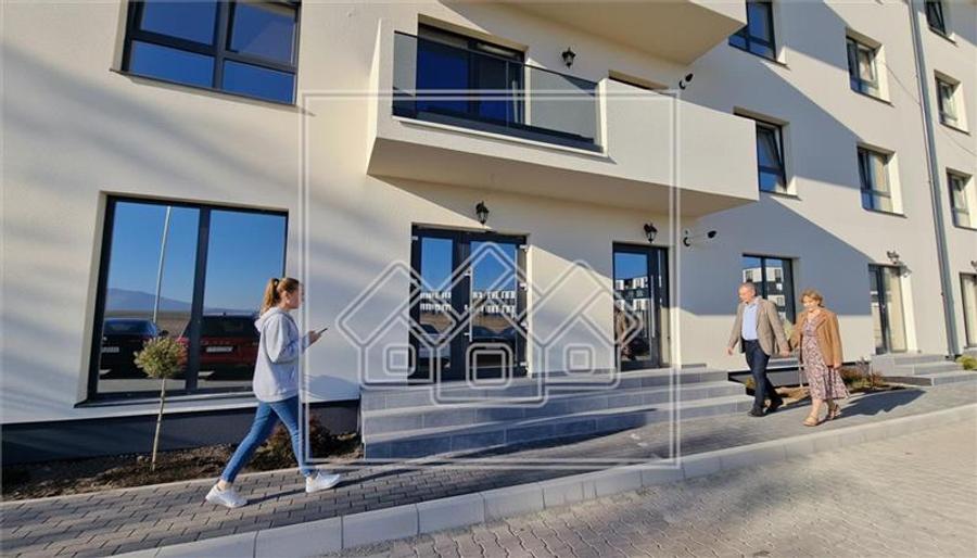 Spațiu comercial, de 72 mp, în Exterior Sud