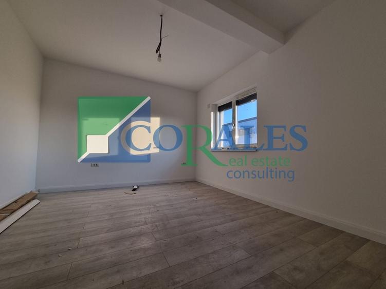 Duplex cu 4 camere cu Canalizare în Dumbrăvița