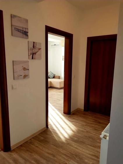 Inchiriez apartament decomandat 2 camere Mamaia Summerland - 1