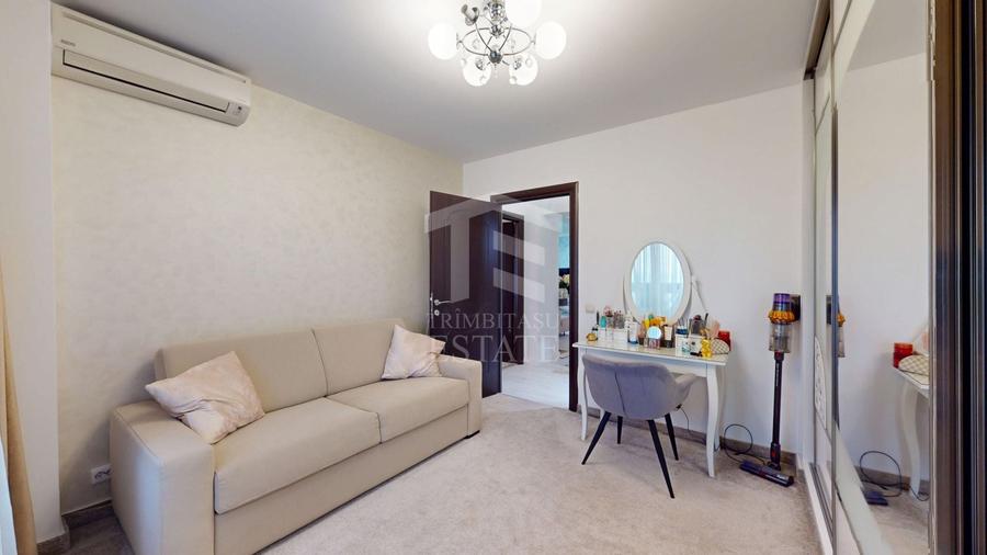 Apartament cu 3 camere semidecomandat, mobilat în Baba Novac
