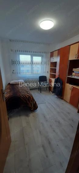 Vand urgent apartament tip PB 3 camere,Oradea