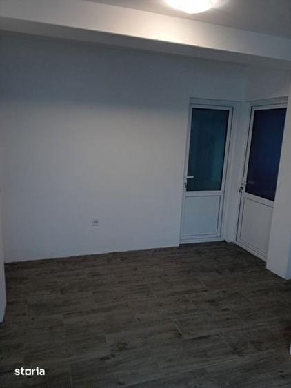 Casă cu 4 camere cu Teren 100 Mp în Central