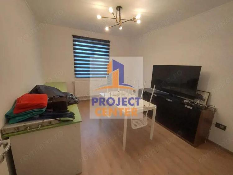 Casă cu Teren 400 Mp în Central