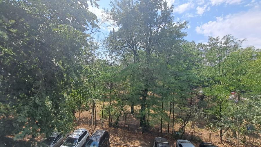 Apartament cu 2 camere semidecomandat, mobilat în Parcul Circului