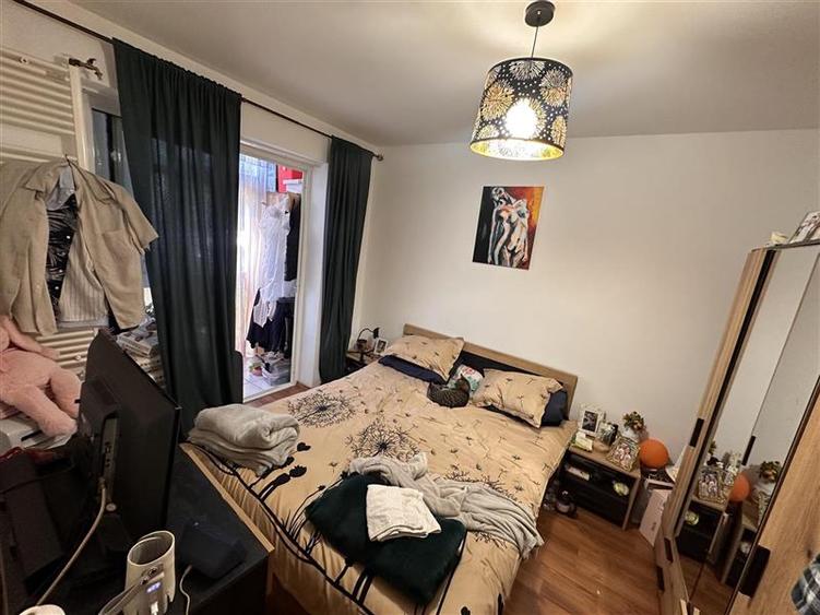 Apartament cu 2 camere nedecomandat în Girocului