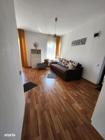 Apartament cu 3 camere, mobilat în Florești