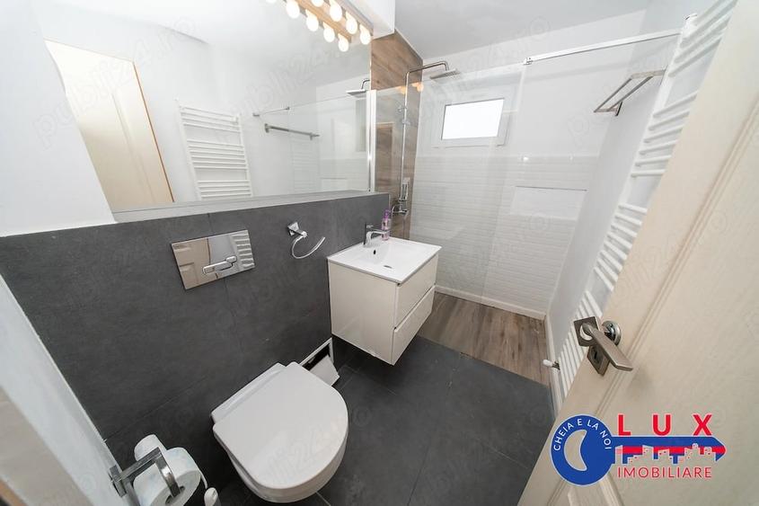 Apartament cu 3 camere semidecomandat în Faleză