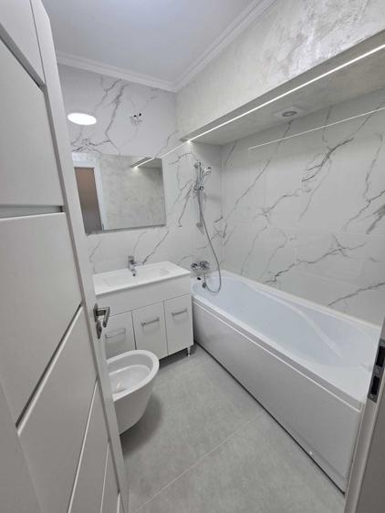 Apartament cu 3 camere decomandat în Dacia