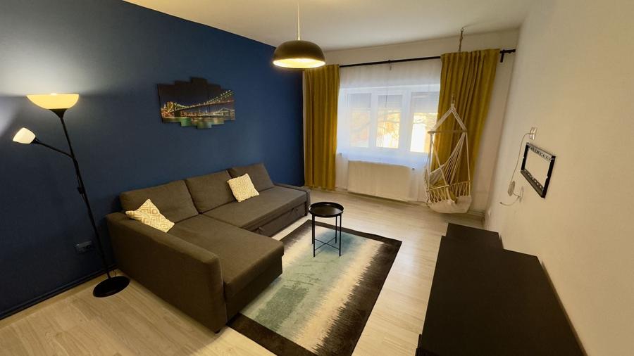 Apartament cu 2 camere decomandat, mobilat în Răcădău