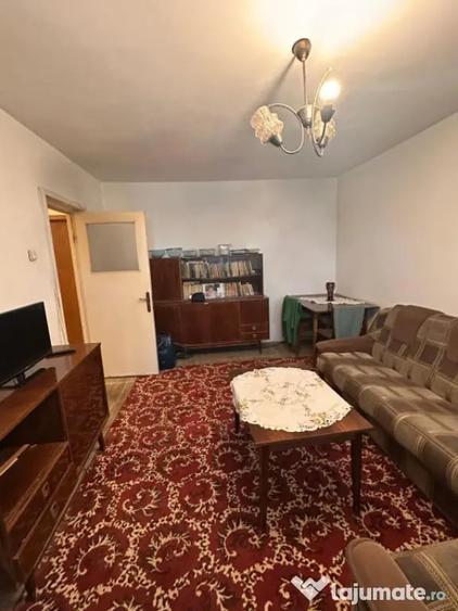 Apartament cu 3 camere decomandat în Tomis Nord