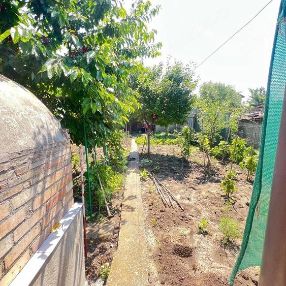 Casă cu Teren 432 Mp în Central