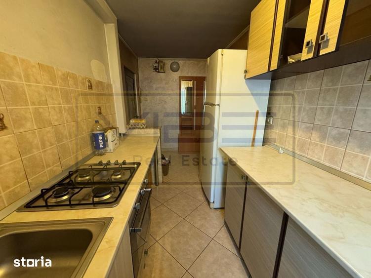 Apartament cu 2 camere semidecomandat, mobilat în Central