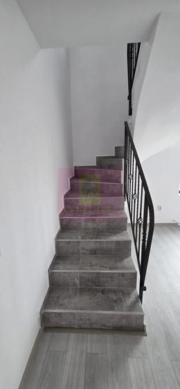 Vila de vanzare cu 4 camere in Brebu - 17