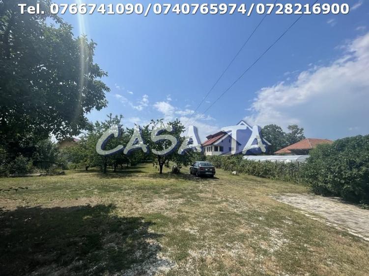 Casă individuală cu 4 camere cu Canalizare în Lelești