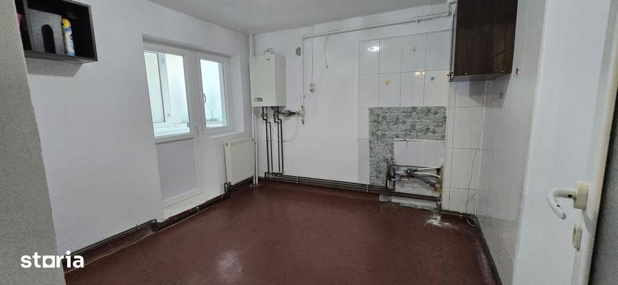 Spațiu comercial, de 71 mp, în Micro 5