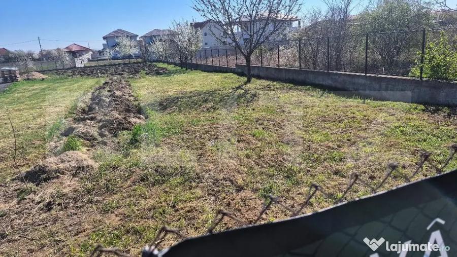 Teren în Lazuri