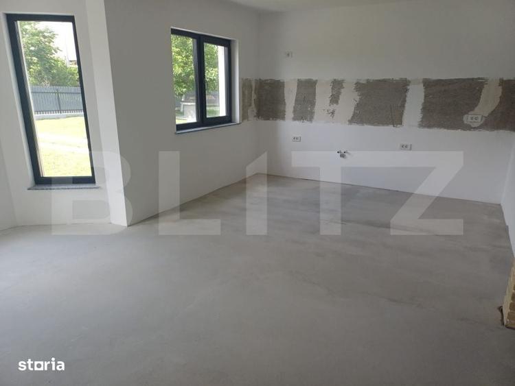 Casă cu 4 camere cu Teren 1000 Mp în Dărmănești