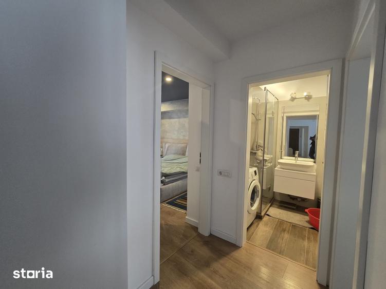 De vanzare Apartament 3 camere, zona Ultracentrala. - 2