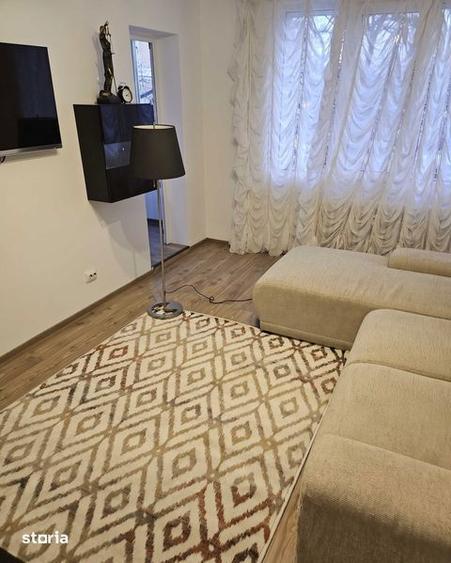 Apartament cu 3 camere decomandat, mobilat în Sălăjan