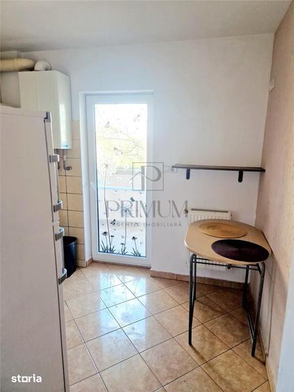 Apartament cu 3 camere decomandat în Lunei