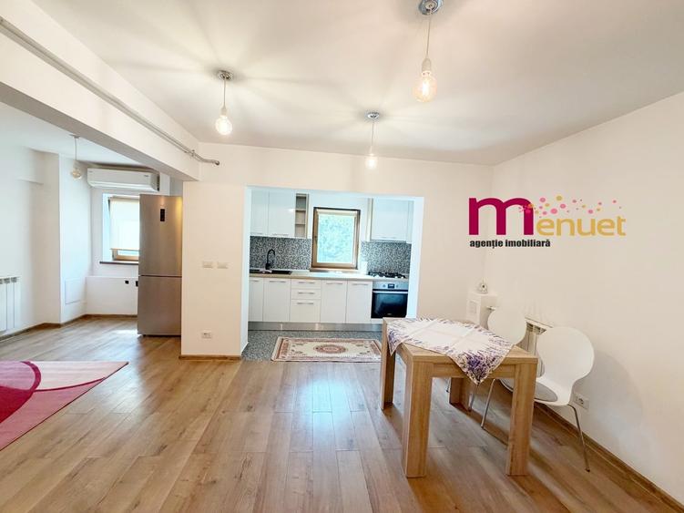 Apartament cu 2 camere decomandat în Piața Nouă