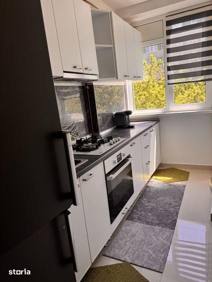 Proprietar, inchiriez apartament 3 camere, zona Apusului/Militari - 10