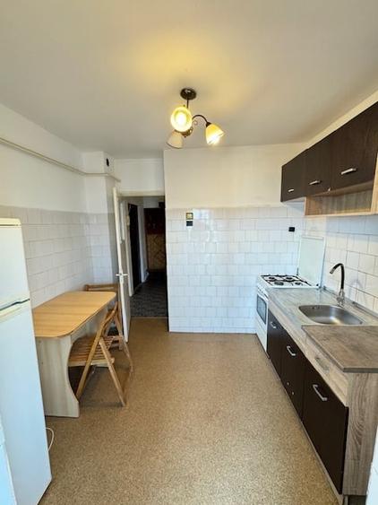 Apartament cu 2 camere decomandat, mobilat în Mioriței