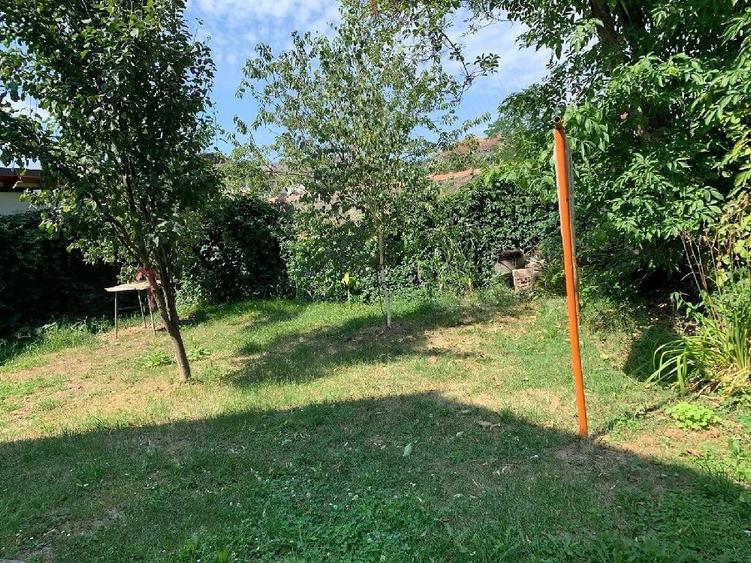 Casă cu Teren 480 Mp în Central