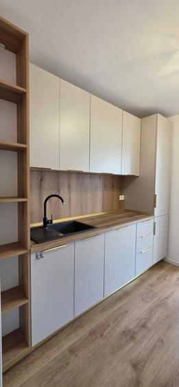 Apartament cu 2 camere decomandat în Timpuri Noi
