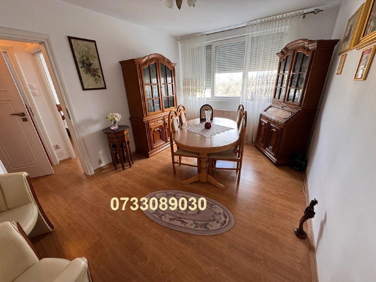 Apartament cu 3 camere semidecomandat în Drumul Taberei