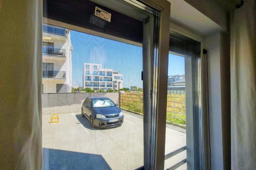 Apartament cu 2 camere semidecomandat, mobilat în Nord