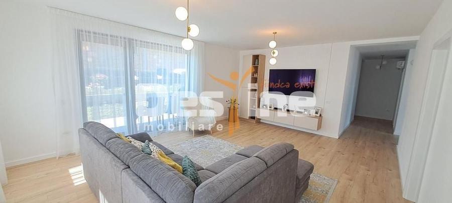 Casă cu 4 camere cu Teren 498 Mp în Miroslava