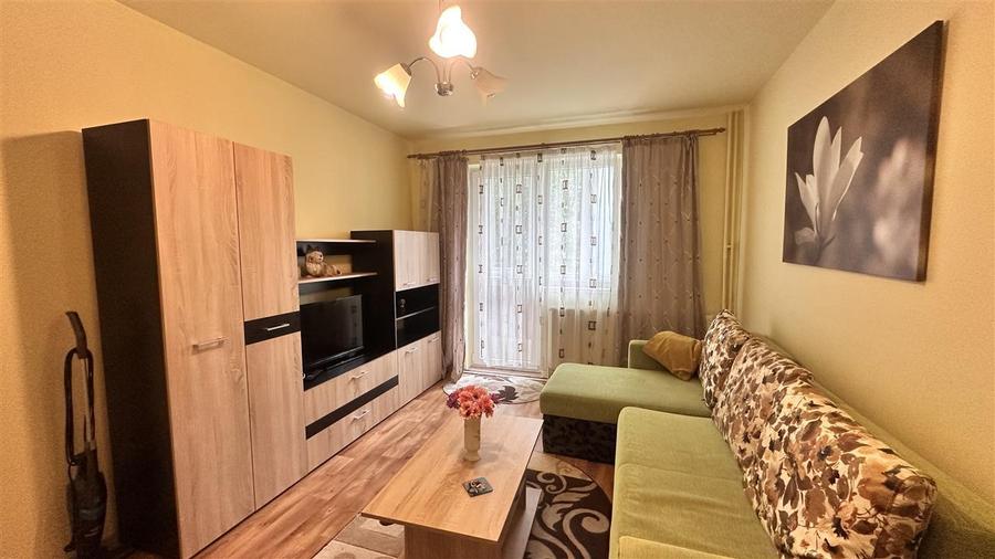 Apartament cu 2 camere decomandat în Astra