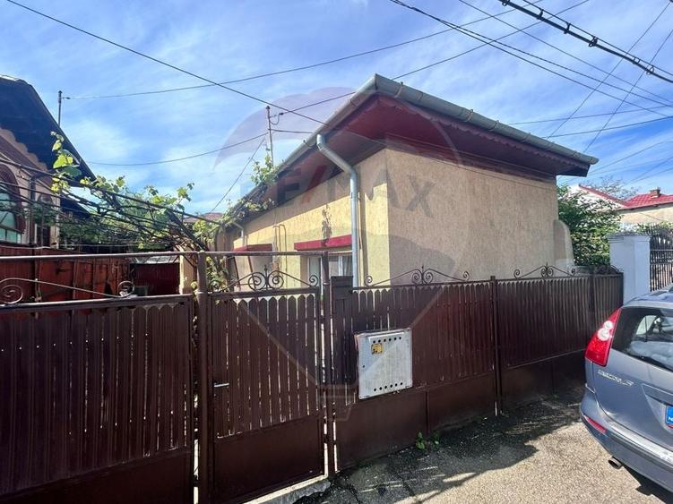 Casă individuală cu 4 camere cu Teren 174 Mp în Gheorghe Doja