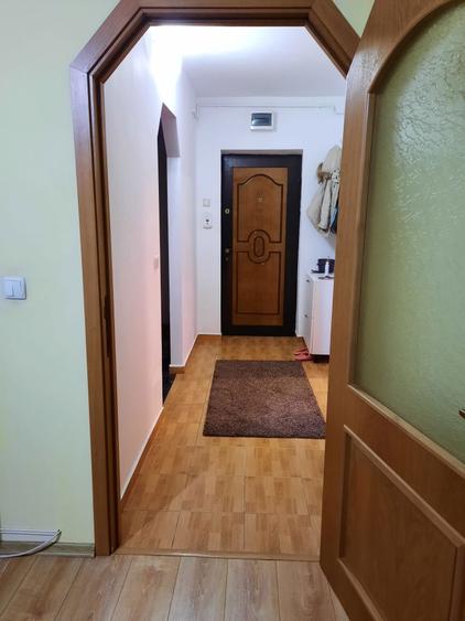 Apartament cu 2 camere decomandat în Mihai Bravu