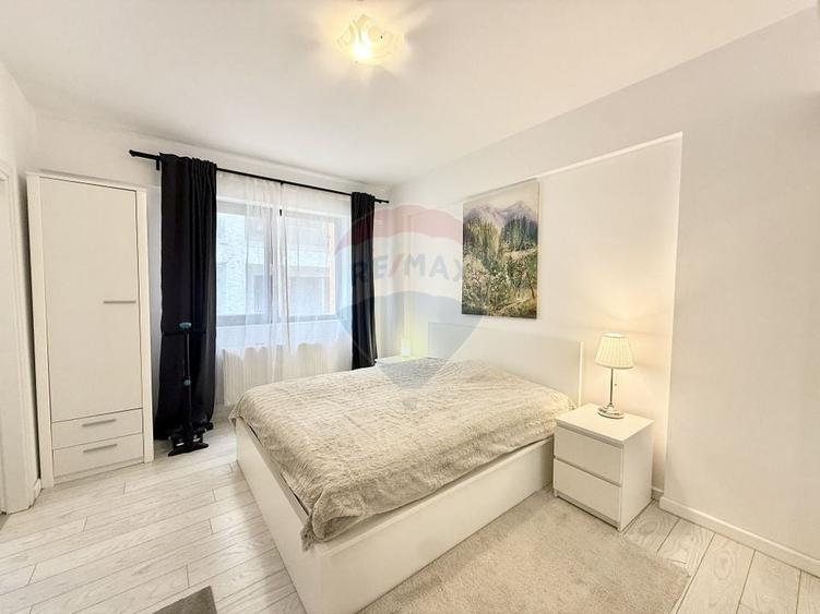 Apartament cu 3 camere decomandat, mobilat în Pipera