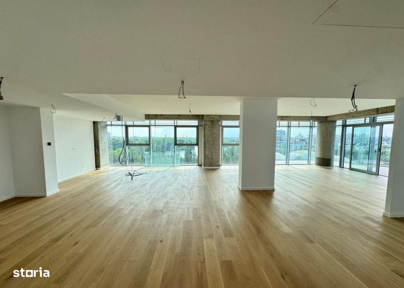 Apartament cu 4 camere în Nord