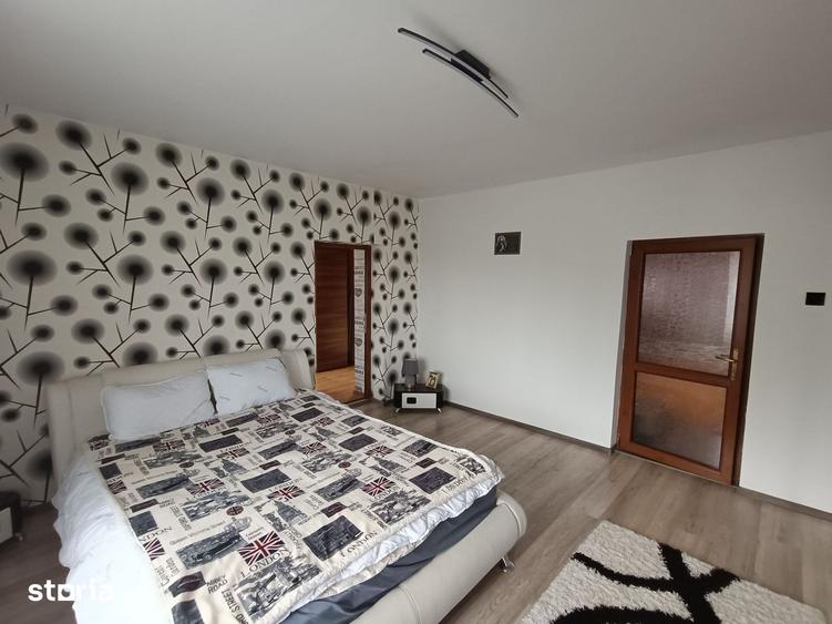 Casă cu 3 camere cu Teren 1760 Mp în Meteș