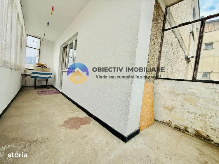 Apartament cu 3 camere decomandat, mobilat în Sud