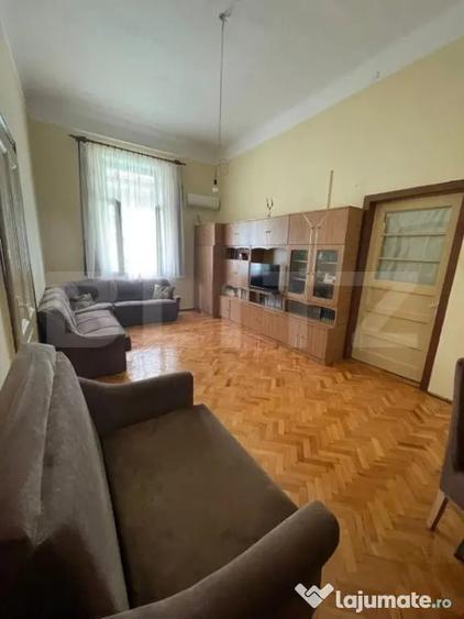 Apartament cu 2 camere semidecomandat, mobilat în Central